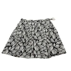 Tommy Hilfiger Black and White Patterned Women's Skirt, Size M